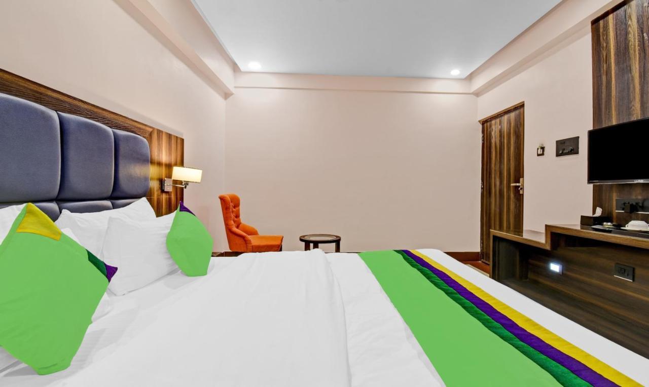 Treebo The Pearl Bliss Hotel Патна Екстериор снимка